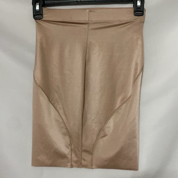 NWT SPANK SHAPEWEAR SHAPING HALF SLIP WO SIZE XS SMART GRIP STIPS STAY IN PLACE - Picture 9 of 9